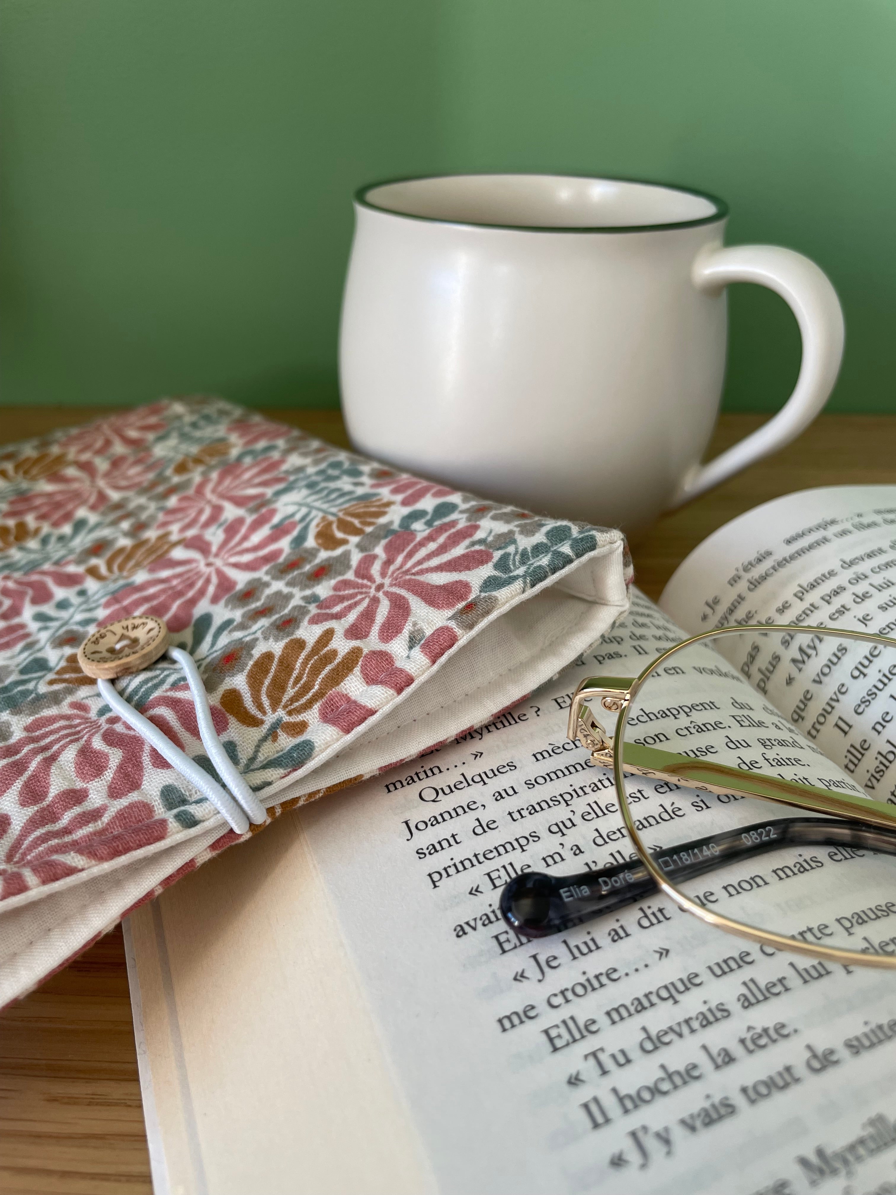 Pochette à livre de poche Clara